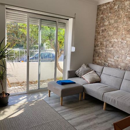 فيلا Casa Em Charneca De Caparica المظهر الخارجي الصورة